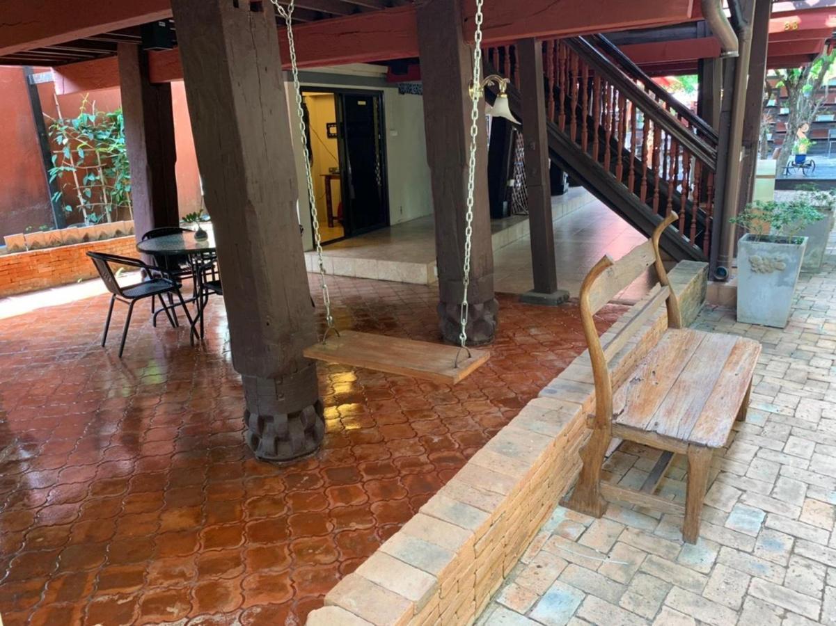 Donpin8-Timeless House Chiang Mai Hotel Екстериор снимка